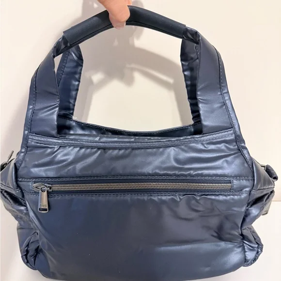 Lug Rumble - Picture 2 of 3